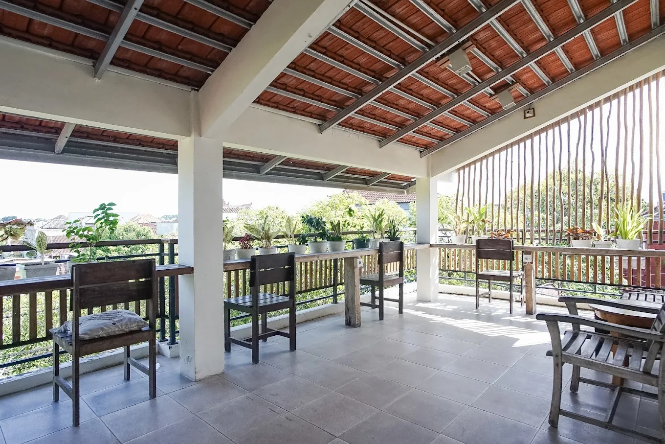 Pudi Homestay terrace with Canggu view